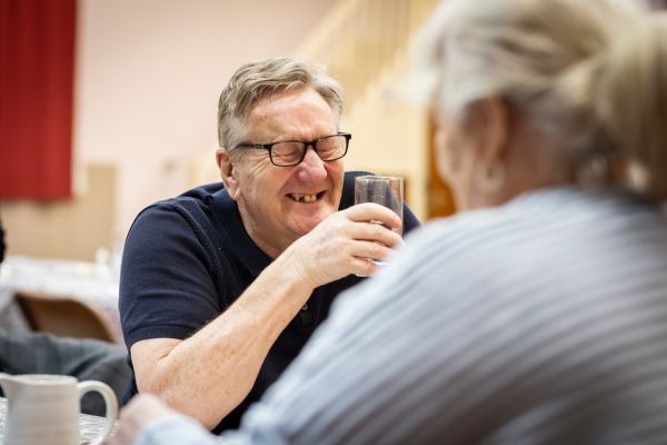 Sigtuna kommun och Seniorglädje i samarbete  kring hälsofrämjande samtal hos invånare 80+